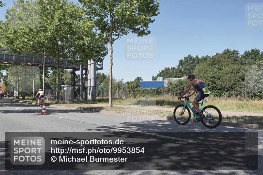09.08.2026 - GEWOBA Citytriathlon Bremen Michael Burmester http://msf.ph/oto/9953854 09.08.2026 14:23:16 Radfahren 31, 375, 379, 415, 419, 441, 463 meine-sportfotos.de