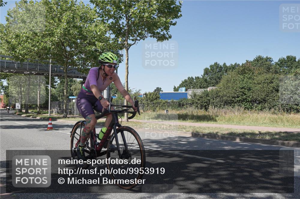 09.08.2026 - GEWOBA Citytriathlon Bremen Michael Burmester http://msf.ph/oto/9953919 09.08.2026 14:24:10 Radfahren 55, 315, 361, 436, 465, 468, 478, 495, 502 meine-sportfotos.de