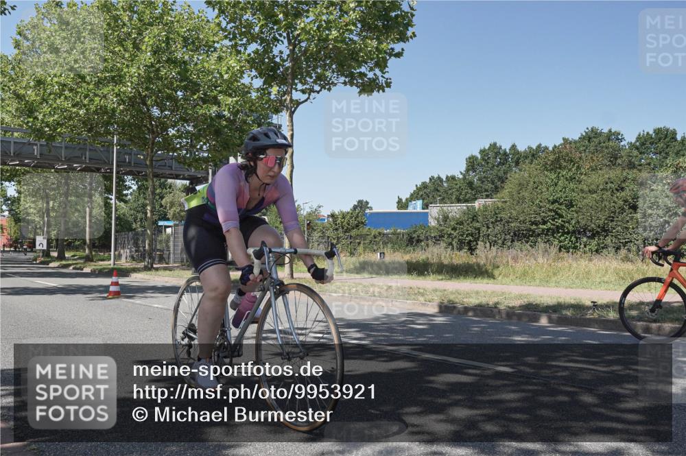 09.08.2026 - GEWOBA Citytriathlon Bremen Michael Burmester http://msf.ph/oto/9953921 09.08.2026 14:24:12 Radfahren 55, 315, 361, 436, 468, 478, 495, 502 meine-sportfotos.de