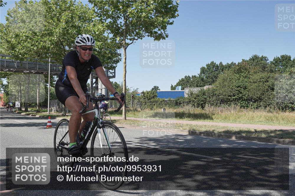 09.08.2026 - GEWOBA Citytriathlon Bremen Michael Burmester http://msf.ph/oto/9953931 09.08.2026 14:24:18 Radfahren 315, 361, 436, 483, 495, 502, 505 meine-sportfotos.de