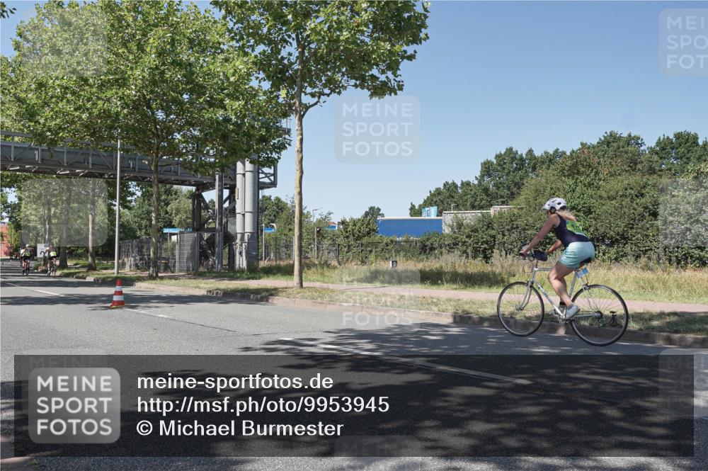 09.08.2026 - GEWOBA Citytriathlon Bremen Michael Burmester http://msf.ph/oto/9953945 09.08.2026 14:24:28 Radfahren 160, 367, 451, 483, 488, 496, 505 meine-sportfotos.de