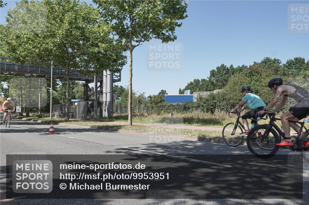 09.08.2026 - GEWOBA Citytriathlon Bremen Michael Burmester http://msf.ph/oto/9953951 09.08.2026 14:24:34 Radfahren 160, 367, 451, 460, 483, 488, 496, 505 meine-sportfotos.de