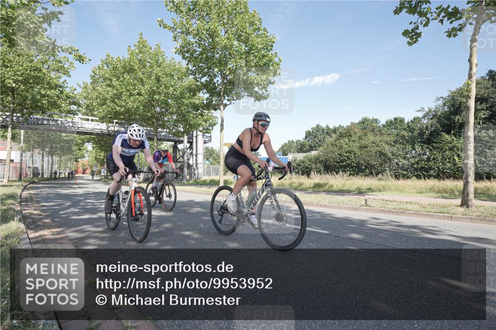 09.08.2026 - GEWOBA Citytriathlon Bremen Michael Burmester http://msf.ph/oto/9953952 09.08.2026 10:53:27 Radfahren 3, 19, 21, 107, 139, 151, 179, 423, 439, 461, 474, 477, 495, 522 meine-sportfotos.de