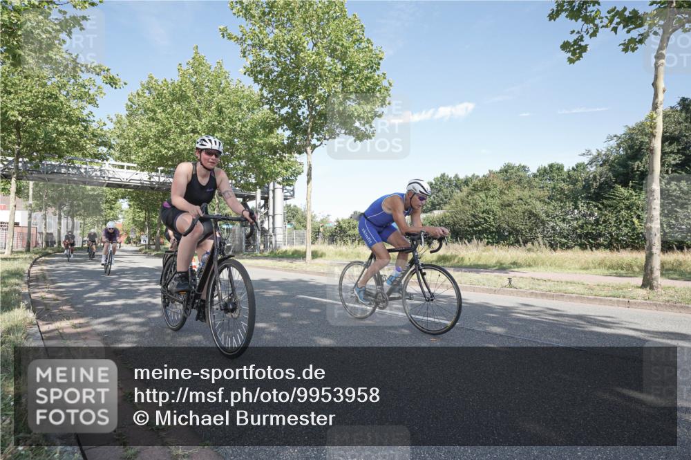 09.08.2026 - GEWOBA Citytriathlon Bremen Michael Burmester http://msf.ph/oto/9953958 09.08.2026 10:53:32 Radfahren 3, 19, 21, 107, 139, 151, 179, 423, 439, 461, 477, 495, 522 meine-sportfotos.de