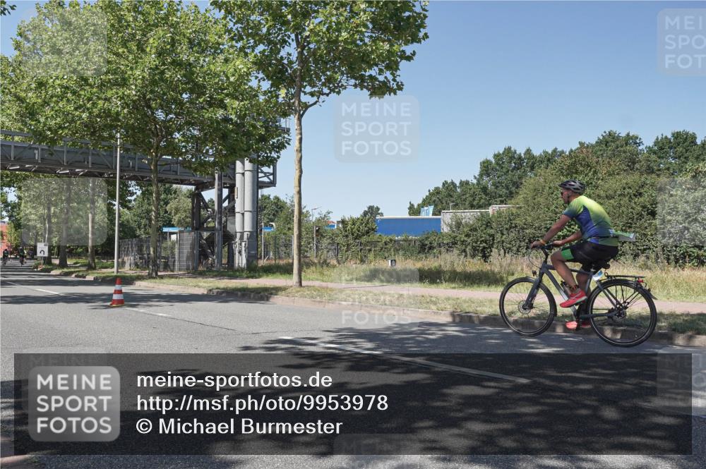09.08.2026 - GEWOBA Citytriathlon Bremen Michael Burmester http://msf.ph/oto/9953978 09.08.2026 14:25:04 Radfahren 112, 380, 524 meine-sportfotos.de