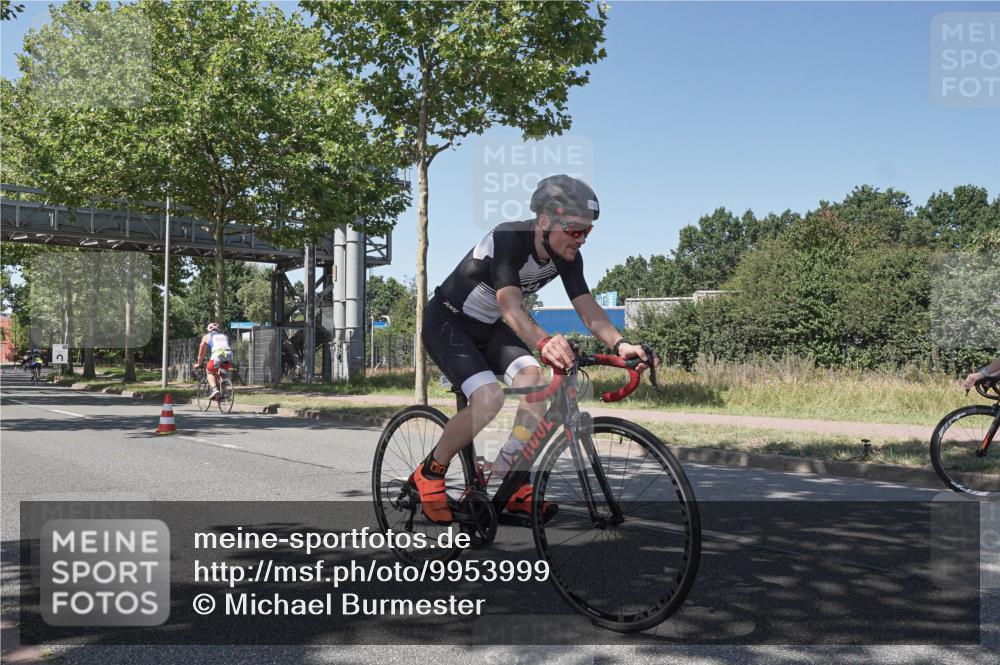 09.08.2026 - GEWOBA Citytriathlon Bremen Michael Burmester http://msf.ph/oto/9953999 09.08.2026 14:25:18 Radfahren 181, 187, 359, 491, 492, 518, 524 meine-sportfotos.de