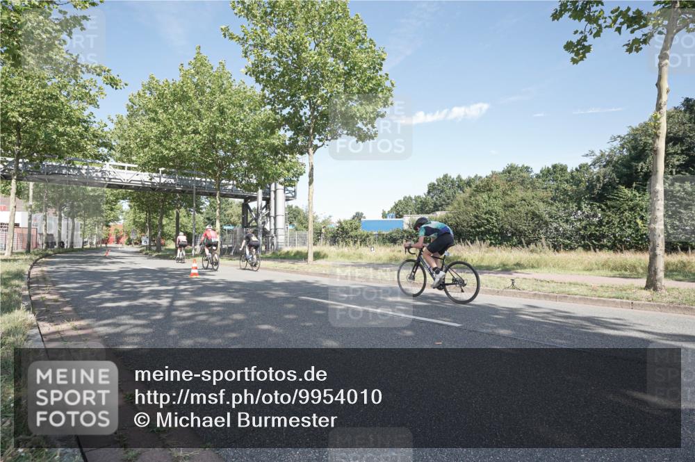 09.08.2026 - GEWOBA Citytriathlon Bremen Michael Burmester http://msf.ph/oto/9954010 09.08.2026 10:54:09 Radfahren 247, 367, 473 meine-sportfotos.de