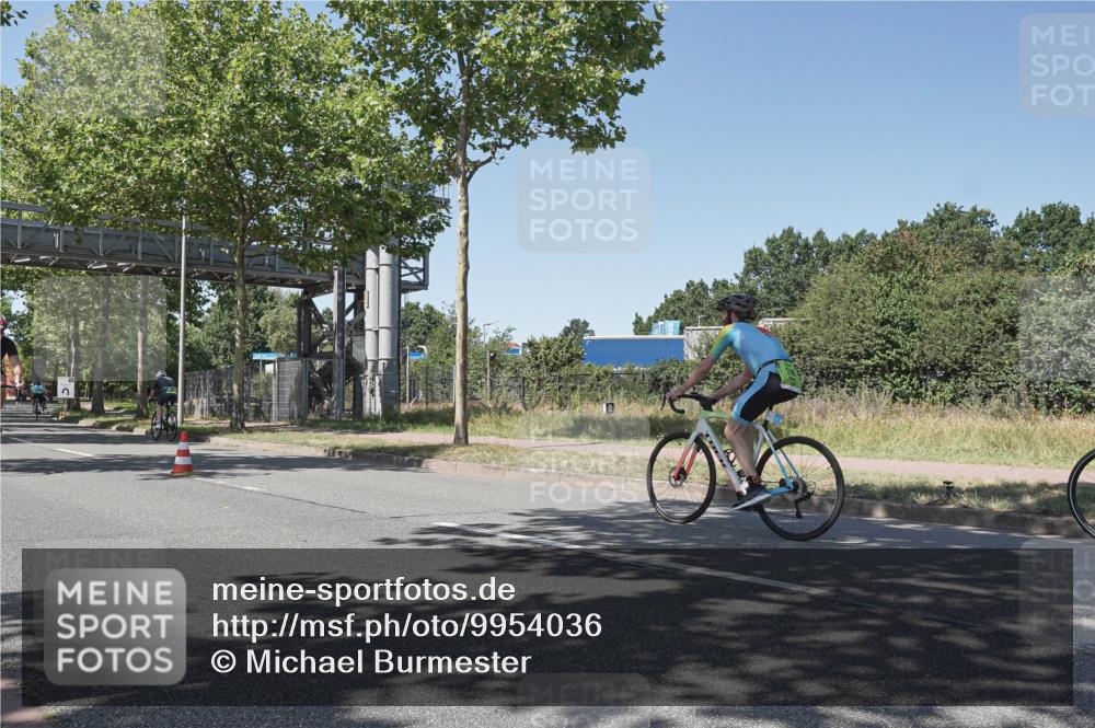 09.08.2026 - GEWOBA Citytriathlon Bremen Michael Burmester http://msf.ph/oto/9954036 09.08.2026 14:25:51 Radfahren 78, 140, 184, 185, 189, 387, 445, 464 meine-sportfotos.de