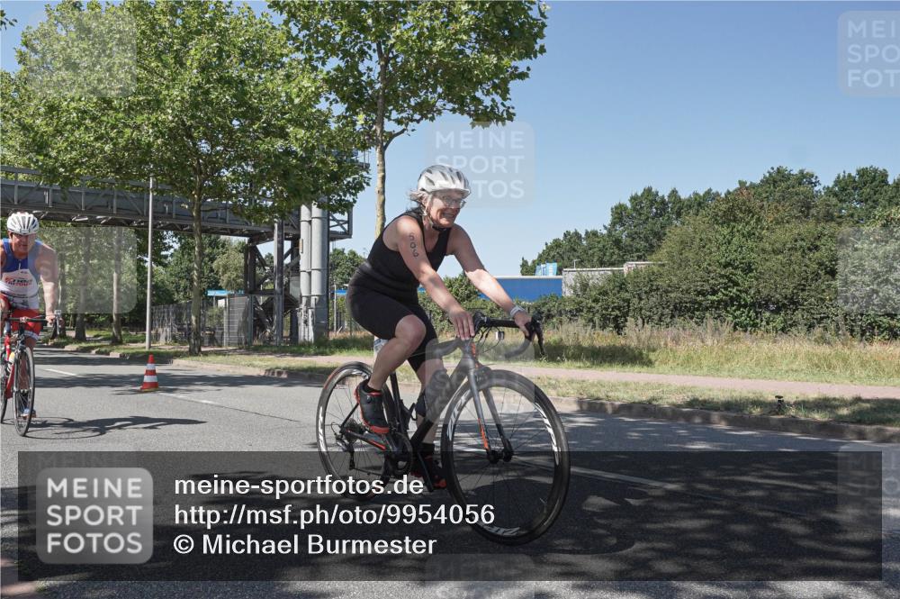 09.08.2026 - GEWOBA Citytriathlon Bremen Michael Burmester http://msf.ph/oto/9954056 09.08.2026 14:26:12 Radfahren 51, 366, 392, 406, 459, 474, 476, 506 meine-sportfotos.de