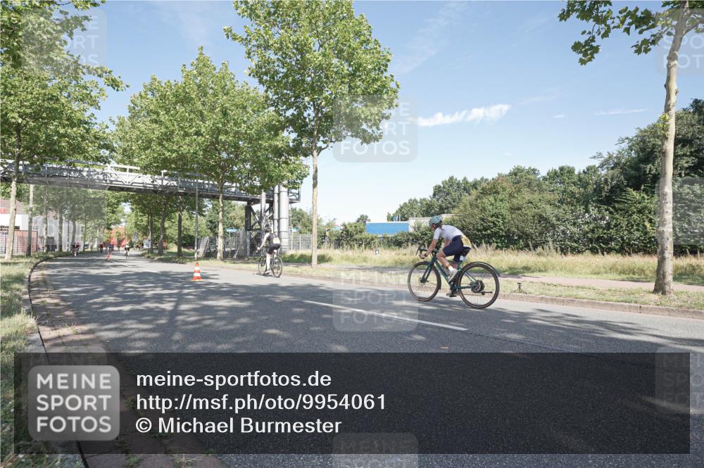 09.08.2026 - GEWOBA Citytriathlon Bremen Michael Burmester http://msf.ph/oto/9954061 09.08.2026 10:54:51 Radfahren 37, 135, 207, 303, 390, 444, 476, 531 meine-sportfotos.de