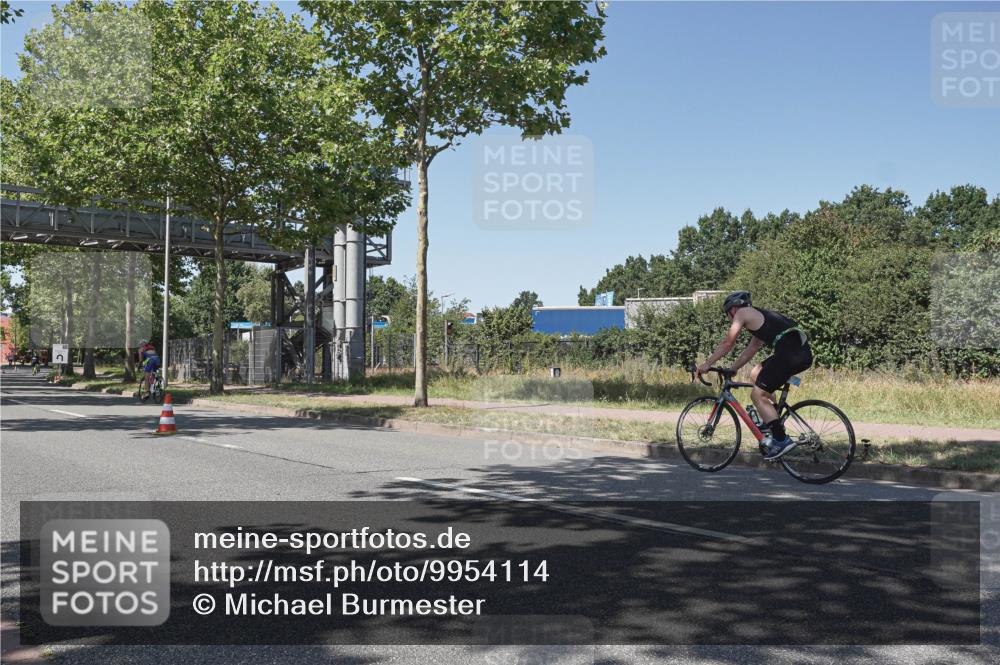 09.08.2026 - GEWOBA Citytriathlon Bremen Michael Burmester http://msf.ph/oto/9954114 09.08.2026 14:27:18 Radfahren 1, 447, 461 meine-sportfotos.de
