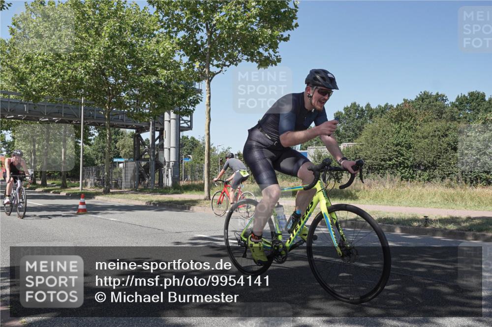 09.08.2026 - GEWOBA Citytriathlon Bremen Michael Burmester http://msf.ph/oto/9954141 09.08.2026 14:27:58 Radfahren 67, 177, 251, 331, 443, 444 meine-sportfotos.de