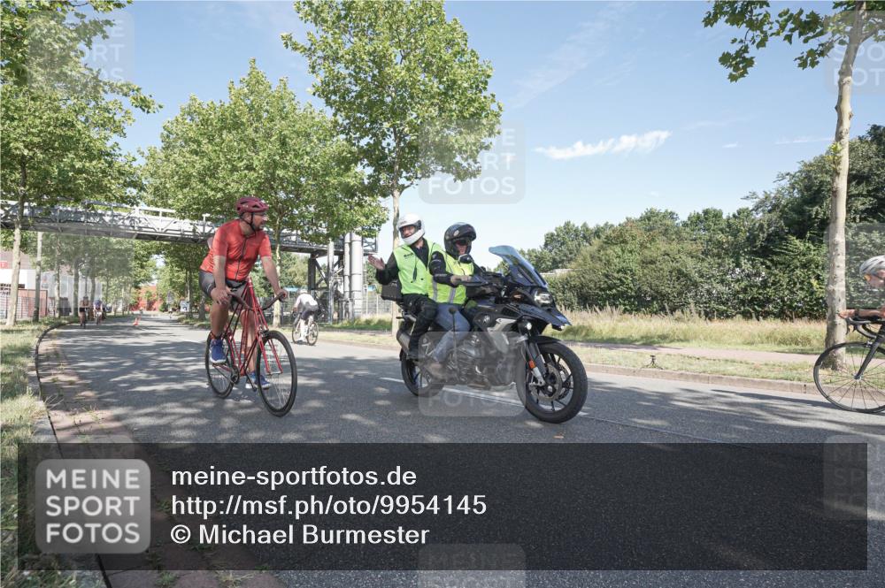 09.08.2026 - GEWOBA Citytriathlon Bremen Michael Burmester http://msf.ph/oto/9954145 09.08.2026 10:56:01 Radfahren 31, 41, 89, 93, 109, 155, 157, 211, 487, 491 meine-sportfotos.de