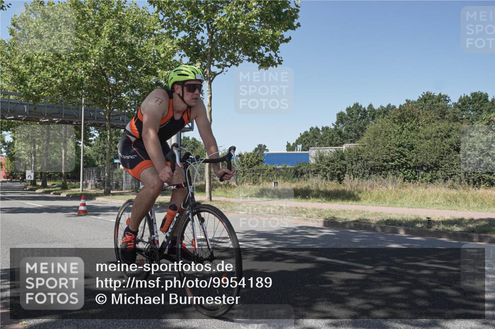 09.08.2026 - GEWOBA Citytriathlon Bremen Michael Burmester http://msf.ph/oto/9954189 09.08.2026 14:28:31 Radfahren 11, 77, 85, 100, 119, 155, 168 meine-sportfotos.de