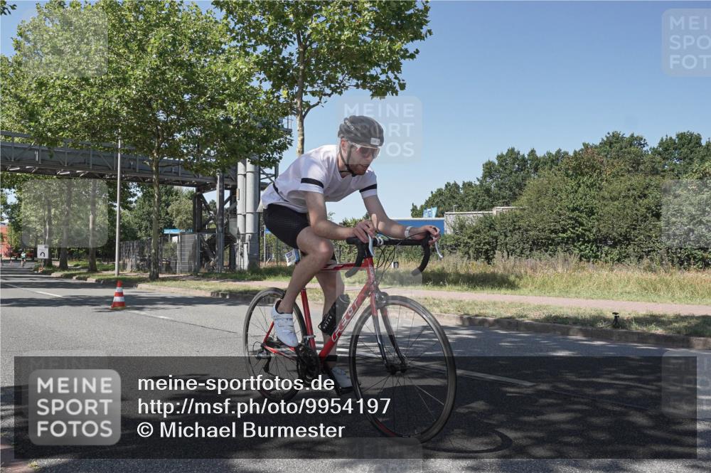 09.08.2026 - GEWOBA Citytriathlon Bremen Michael Burmester http://msf.ph/oto/9954197 09.08.2026 14:28:45 Radfahren 11, 50, 77, 109, 124, 155, 350 meine-sportfotos.de