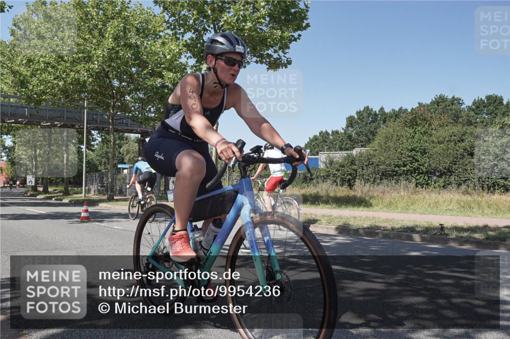 09.08.2026 - GEWOBA Citytriathlon Bremen Michael Burmester http://msf.ph/oto/9954236 09.08.2026 14:29:18 Radfahren 35, 154, 490 meine-sportfotos.de