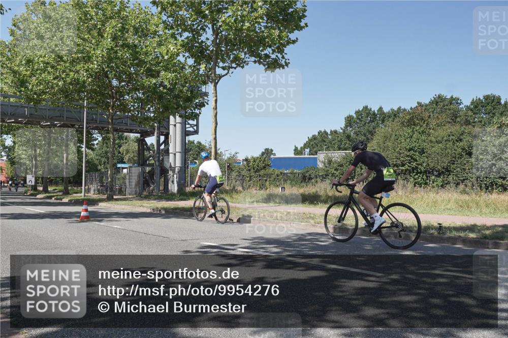 09.08.2026 - GEWOBA Citytriathlon Bremen Michael Burmester http://msf.ph/oto/9954276 09.08.2026 14:29:52 Radfahren 123, 164, 294, 418, 469 meine-sportfotos.de