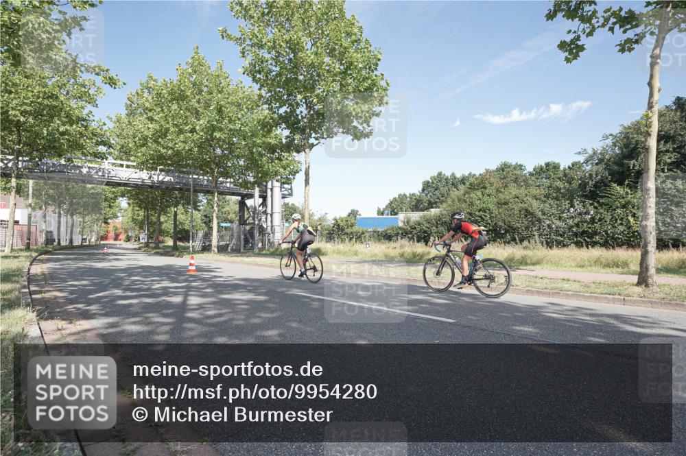 09.08.2026 - GEWOBA Citytriathlon Bremen Michael Burmester http://msf.ph/oto/9954280 09.08.2026 10:59:43 Radfahren  meine-sportfotos.de