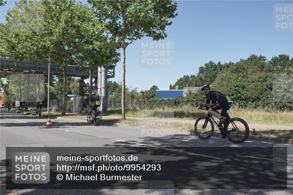 09.08.2026 - GEWOBA Citytriathlon Bremen Michael Burmester http://msf.ph/oto/9954293 09.08.2026 14:30:00 Radfahren 137, 279, 418, 469, 512 meine-sportfotos.de