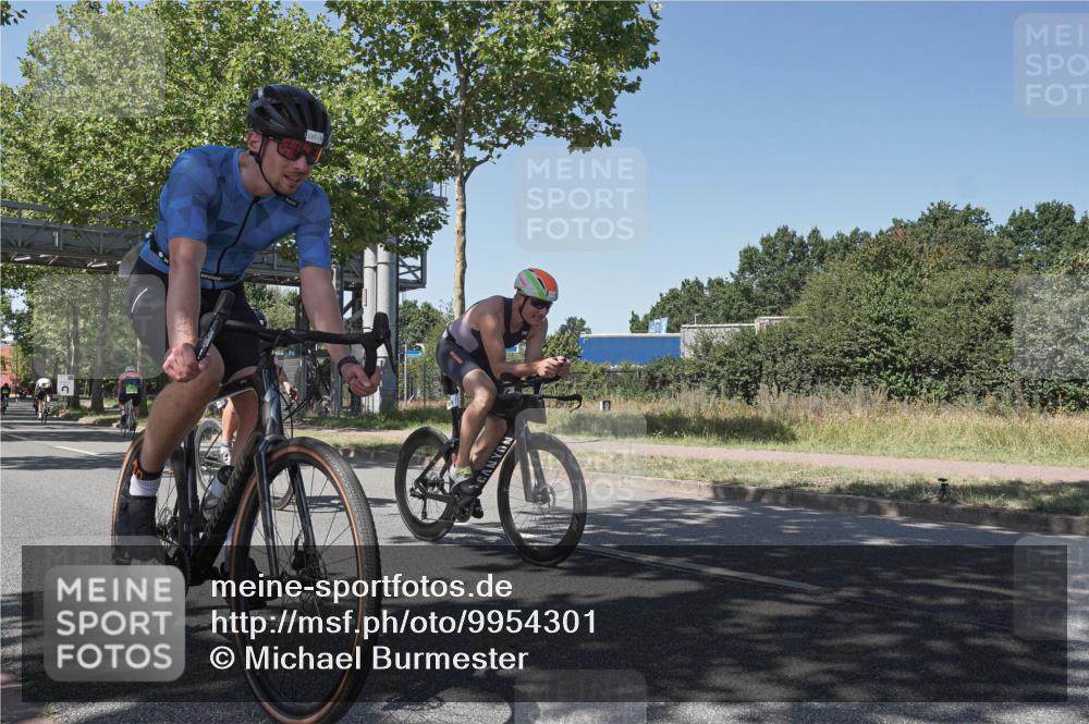 09.08.2026 - GEWOBA Citytriathlon Bremen Michael Burmester http://msf.ph/oto/9954301 09.08.2026 14:30:06 Radfahren 137, 279, 304, 401, 407, 469, 512 meine-sportfotos.de