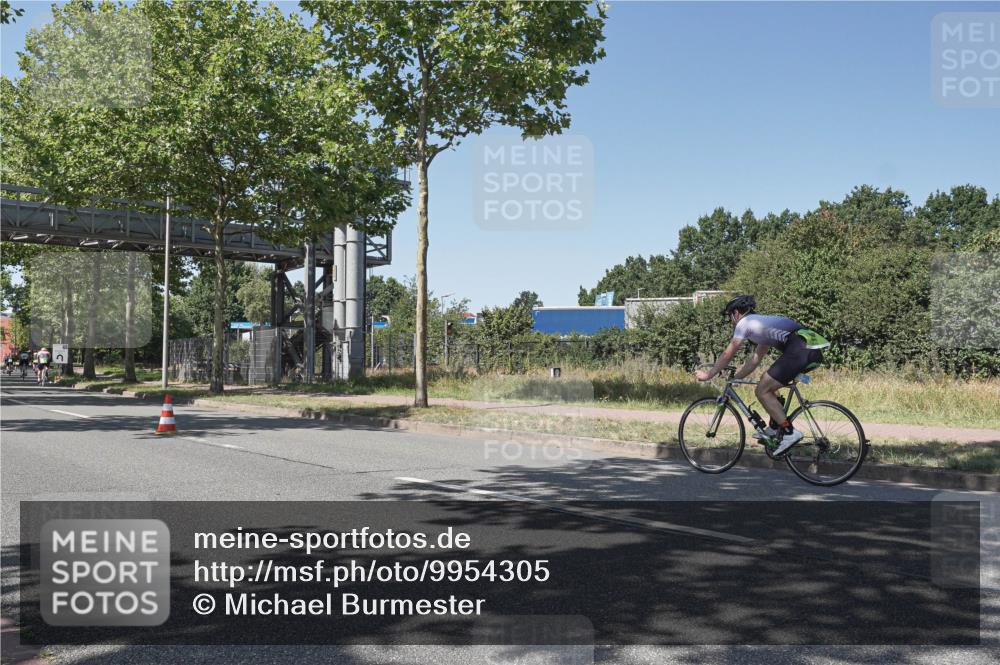 09.08.2026 - GEWOBA Citytriathlon Bremen Michael Burmester http://msf.ph/oto/9954305 09.08.2026 14:30:08 Radfahren 137, 139, 279, 304, 401, 407, 469, 512 meine-sportfotos.de