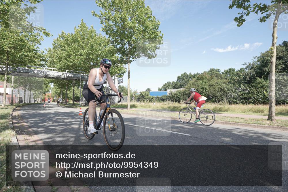 09.08.2026 - GEWOBA Citytriathlon Bremen Michael Burmester http://msf.ph/oto/9954349 09.08.2026 11:01:26 Radfahren 203, 412, 422 meine-sportfotos.de
