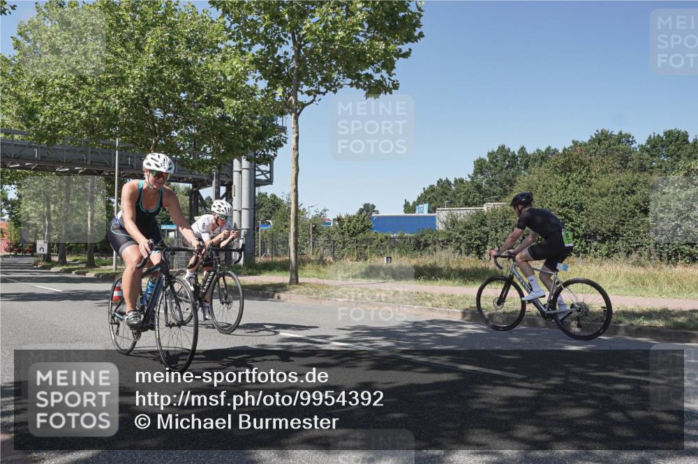 09.08.2026 - GEWOBA Citytriathlon Bremen Michael Burmester http://msf.ph/oto/9954392 09.08.2026 14:31:39 Radfahren 3, 52, 70, 161, 346, 360 meine-sportfotos.de