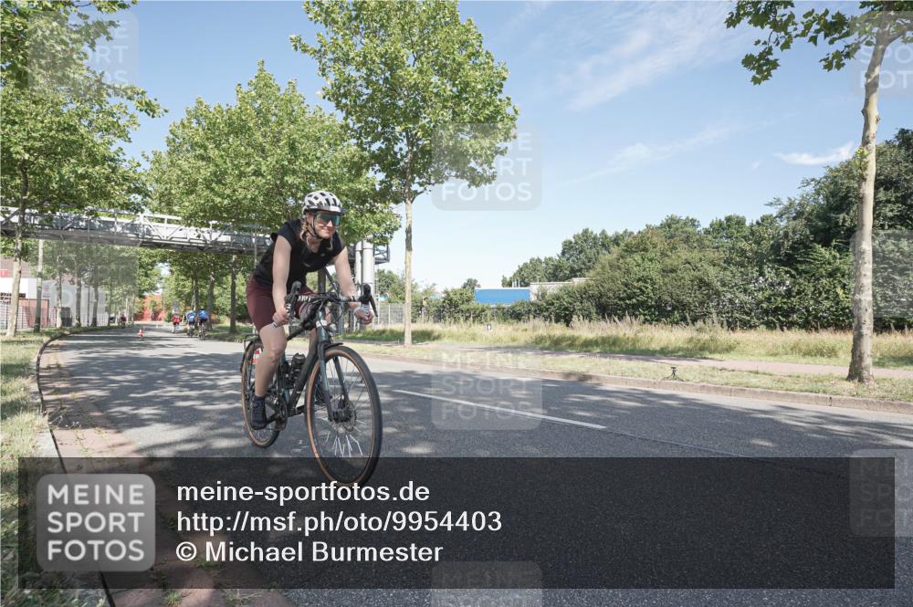 09.08.2026 - GEWOBA Citytriathlon Bremen Michael Burmester http://msf.ph/oto/9954403 09.08.2026 11:06:14 Radfahren 101, 475 meine-sportfotos.de