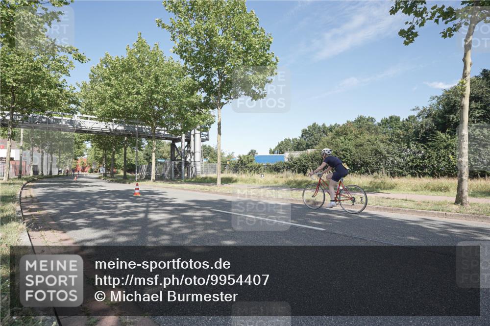 09.08.2026 - GEWOBA Citytriathlon Bremen Michael Burmester http://msf.ph/oto/9954407 09.08.2026 11:06:58 Radfahren  meine-sportfotos.de