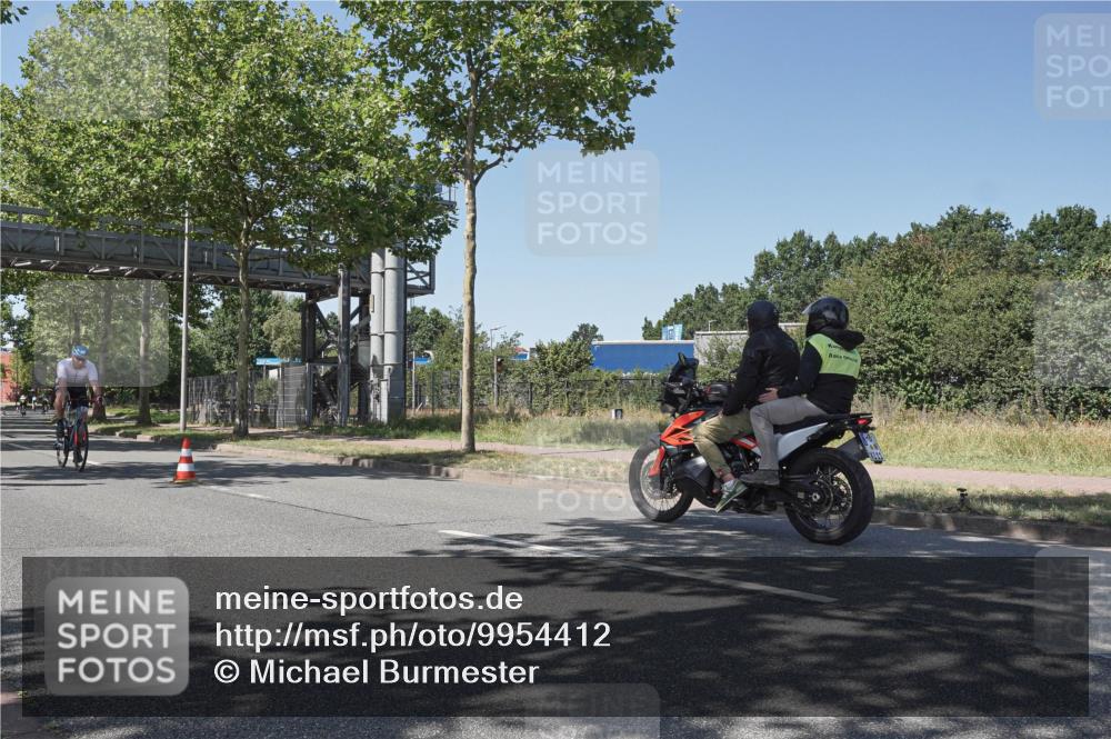 09.08.2026 - GEWOBA Citytriathlon Bremen Michael Burmester http://msf.ph/oto/9954412 09.08.2026 14:32:01 Radfahren 21, 126, 134, 254 meine-sportfotos.de