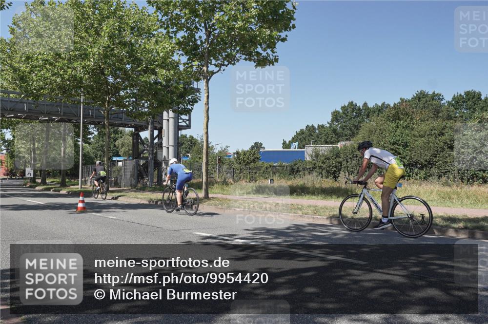 09.08.2026 - GEWOBA Citytriathlon Bremen Michael Burmester http://msf.ph/oto/9954420 09.08.2026 14:32:09 Radfahren 21, 111, 126, 134, 254 meine-sportfotos.de