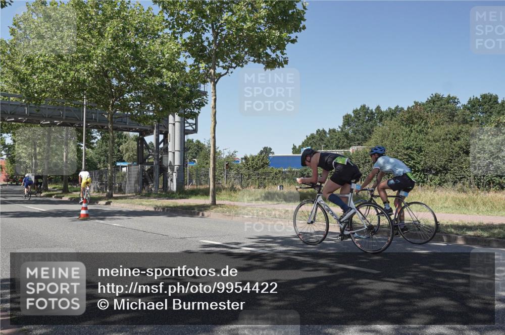09.08.2026 - GEWOBA Citytriathlon Bremen Michael Burmester http://msf.ph/oto/9954422 09.08.2026 14:32:11 Radfahren 21, 111, 126, 134, 254 meine-sportfotos.de