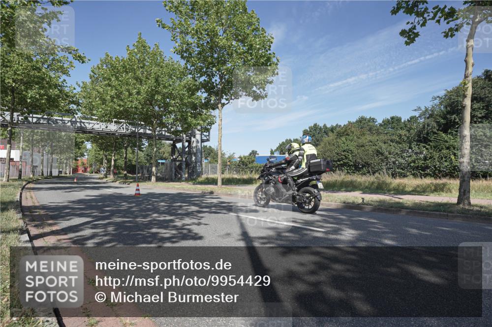 09.08.2026 - GEWOBA Citytriathlon Bremen Michael Burmester http://msf.ph/oto/9954429 09.08.2026 11:53:04 Radfahren  meine-sportfotos.de