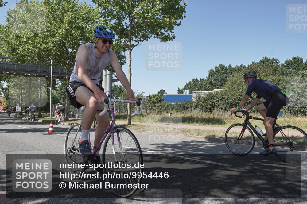 09.08.2026 - GEWOBA Citytriathlon Bremen Michael Burmester http://msf.ph/oto/9954446 09.08.2026 14:32:35 Radfahren 2, 22, 44, 76, 83, 396 meine-sportfotos.de