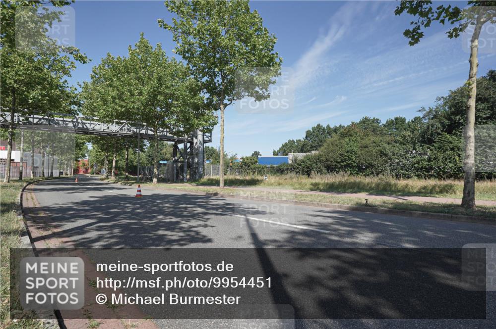 09.08.2026 - GEWOBA Citytriathlon Bremen Michael Burmester http://msf.ph/oto/9954451 09.08.2026 11:55:55 Radfahren  meine-sportfotos.de