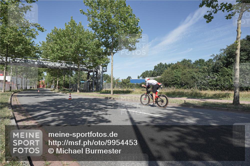 09.08.2026 - GEWOBA Citytriathlon Bremen Michael Burmester http://msf.ph/oto/9954453 09.08.2026 11:58:43 Radfahren  meine-sportfotos.de