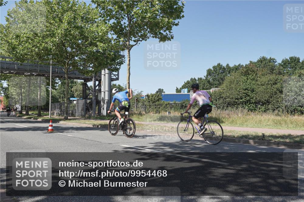 09.08.2026 - GEWOBA Citytriathlon Bremen Michael Burmester http://msf.ph/oto/9954468 09.08.2026 14:32:50 Radfahren 2, 9, 76, 302, 349, 396 meine-sportfotos.de