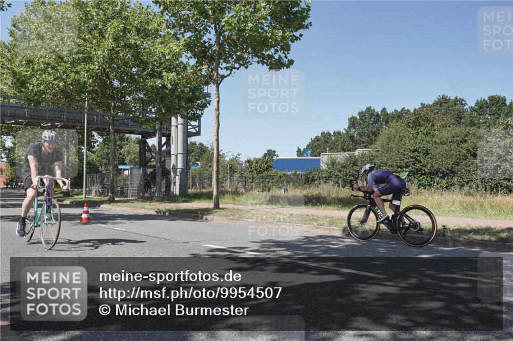 09.08.2026 - GEWOBA Citytriathlon Bremen Michael Burmester http://msf.ph/oto/9954507 09.08.2026 14:33:23 Radfahren 17, 86, 158, 179, 180, 232, 265, 395 meine-sportfotos.de