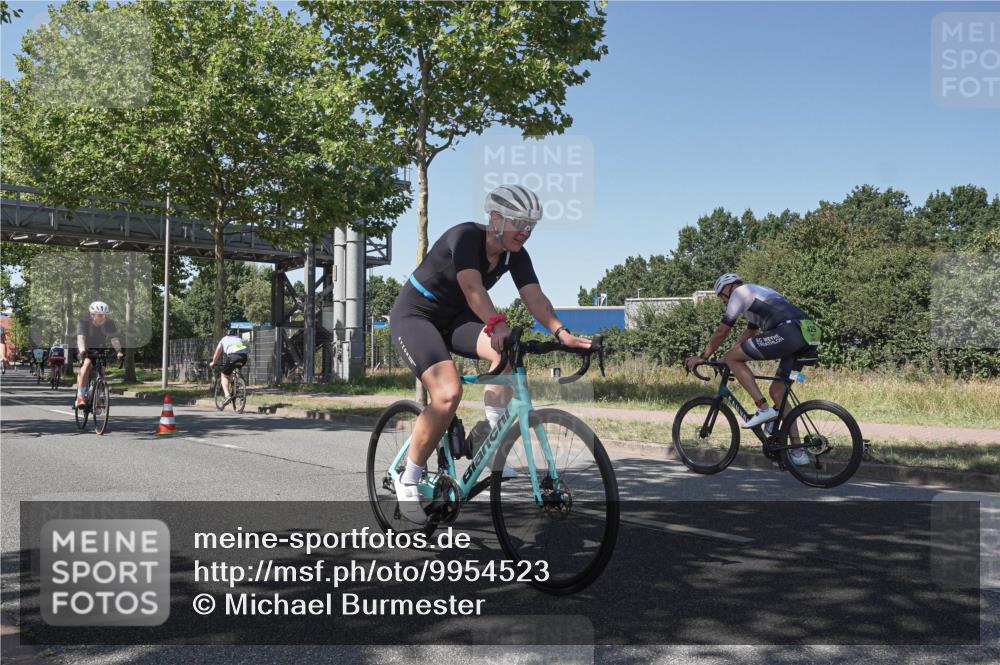 09.08.2026 - GEWOBA Citytriathlon Bremen Michael Burmester http://msf.ph/oto/9954523 09.08.2026 14:33:30 Radfahren 17, 38, 74, 86, 158, 179, 218, 232, 263, 265, 308, 395 meine-sportfotos.de