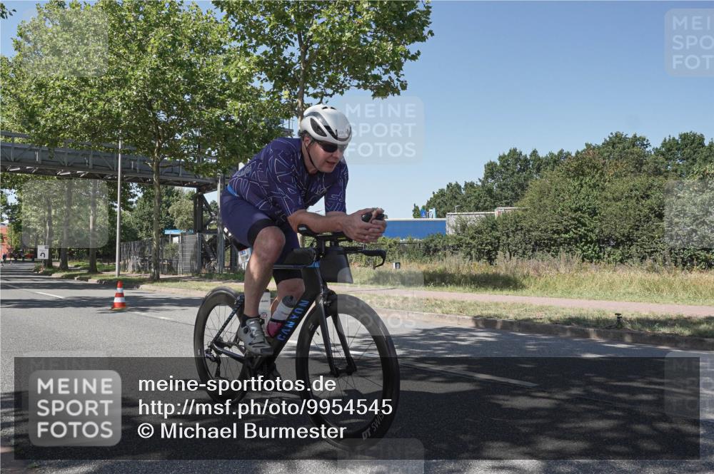 09.08.2026 - GEWOBA Citytriathlon Bremen Michael Burmester http://msf.ph/oto/9954545 09.08.2026 14:33:46 Radfahren 5, 38, 66, 74, 82, 146, 218, 263, 345, 371, 470 meine-sportfotos.de