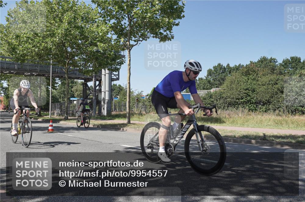 09.08.2026 - GEWOBA Citytriathlon Bremen Michael Burmester http://msf.ph/oto/9954557 09.08.2026 14:33:56 Radfahren 5, 43, 66, 82, 115, 278, 285, 345, 371 meine-sportfotos.de