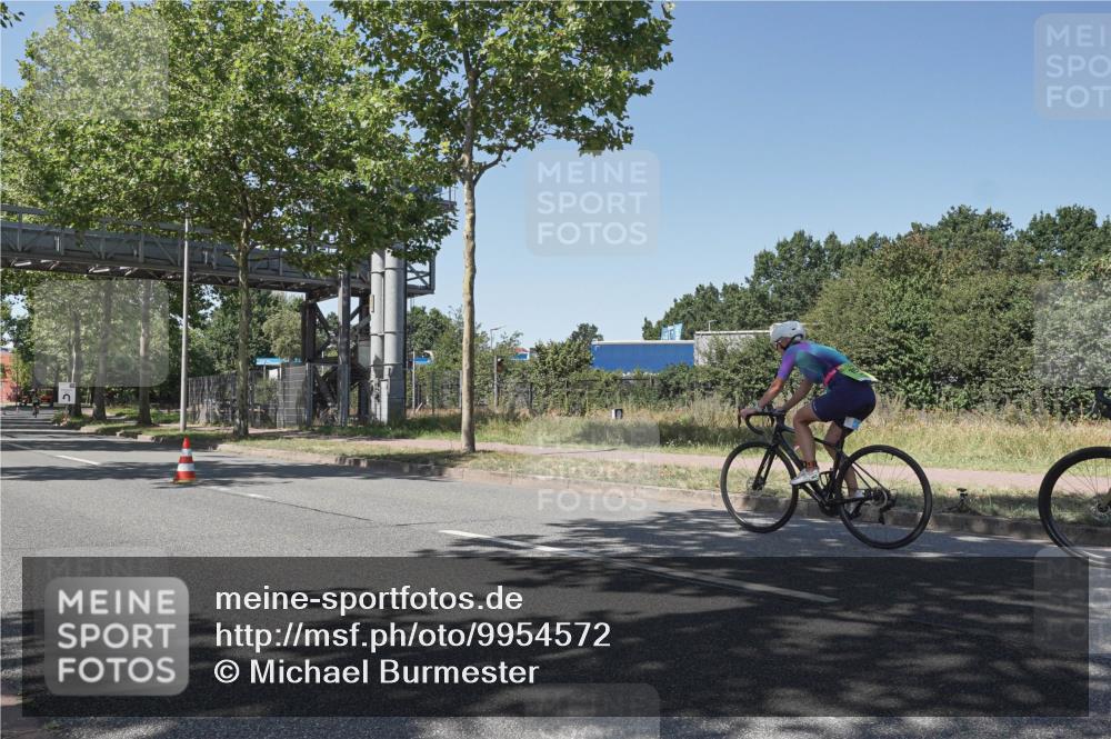 09.08.2026 - GEWOBA Citytriathlon Bremen Michael Burmester http://msf.ph/oto/9954572 09.08.2026 14:34:12 Radfahren 12, 69, 90, 95, 115, 211, 429, 455 meine-sportfotos.de