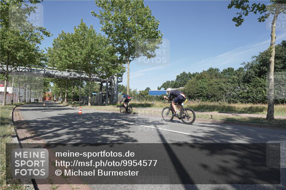 09.08.2026 - GEWOBA Citytriathlon Bremen Michael Burmester http://msf.ph/oto/9954577 09.08.2026 12:06:58 Radfahren 612, 737 meine-sportfotos.de