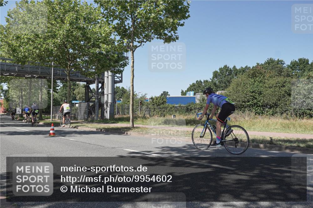 09.08.2026 - GEWOBA Citytriathlon Bremen Michael Burmester http://msf.ph/oto/9954602 09.08.2026 14:34:34 Radfahren 182 meine-sportfotos.de