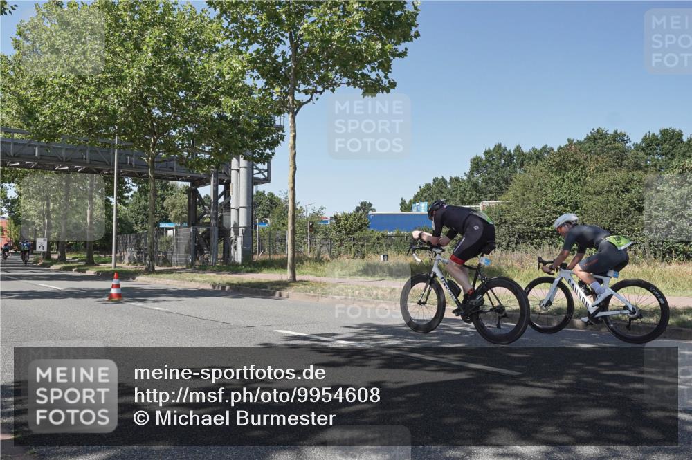 09.08.2026 - GEWOBA Citytriathlon Bremen Michael Burmester http://msf.ph/oto/9954608 09.08.2026 14:34:40 Radfahren 182, 217, 457 meine-sportfotos.de