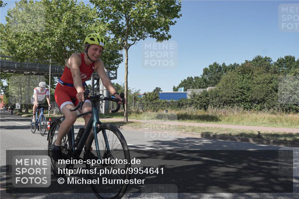 09.08.2026 - GEWOBA Citytriathlon Bremen Michael Burmester http://msf.ph/oto/9954641 09.08.2026 14:35:03 Radfahren 20, 37, 220, 236, 284, 351, 362, 378, 404 meine-sportfotos.de