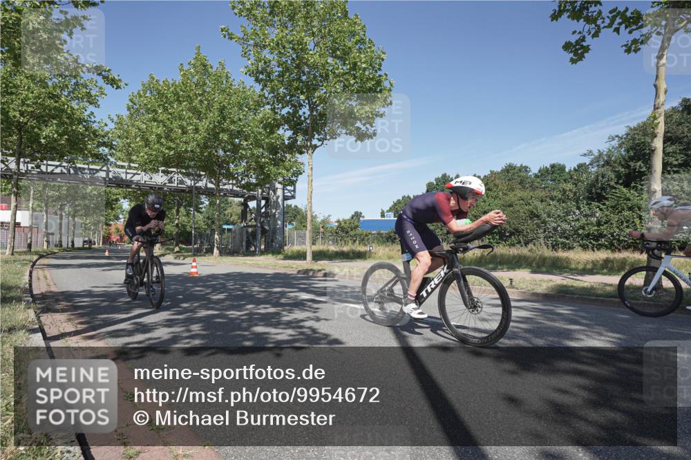 09.08.2026 - GEWOBA Citytriathlon Bremen Michael Burmester http://msf.ph/oto/9954672 09.08.2026 12:08:57 Radfahren 630, 643, 654, 699, 803, 858 meine-sportfotos.de