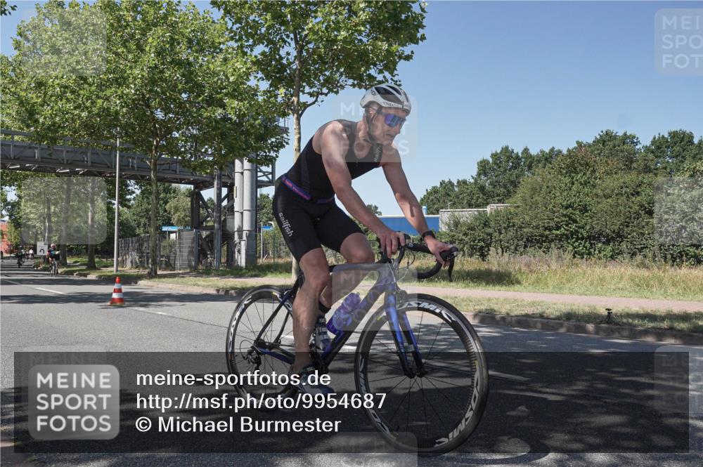 09.08.2026 - GEWOBA Citytriathlon Bremen Michael Burmester http://msf.ph/oto/9954687 09.08.2026 14:35:31 Radfahren 14, 28, 57, 64, 121, 130, 286, 325, 339, 363, 364, 370, 403, 466 meine-sportfotos.de