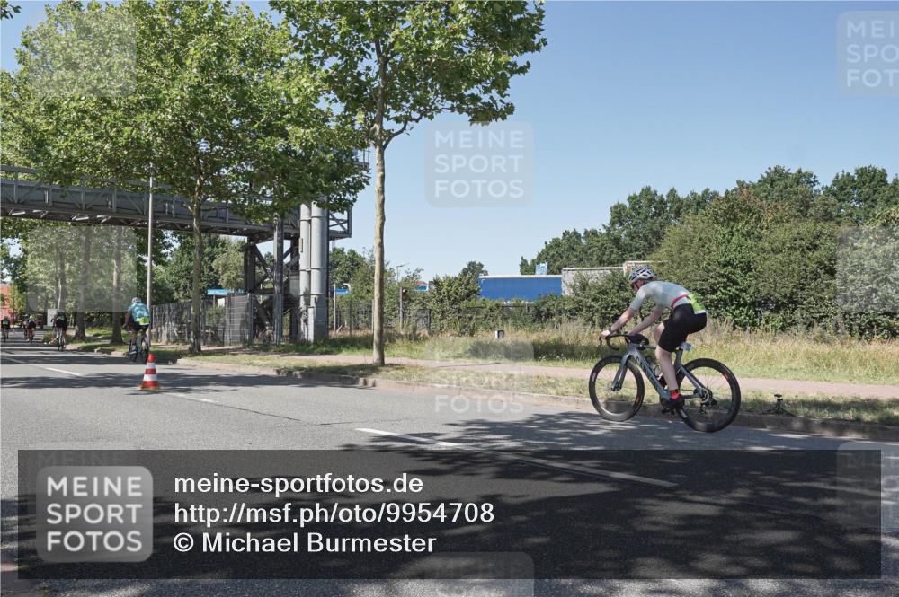 09.08.2026 - GEWOBA Citytriathlon Bremen Michael Burmester http://msf.ph/oto/9954708 09.08.2026 14:35:41 Radfahren 14, 47, 147, 205, 271, 286, 325, 334, 363, 370, 403, 453, 462, 466, 527 meine-sportfotos.de