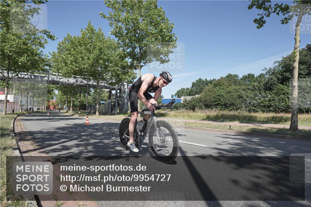 09.08.2026 - GEWOBA Citytriathlon Bremen Michael Burmester http://msf.ph/oto/9954727 09.08.2026 12:09:53 Radfahren 578, 635, 674, 702, 718, 770, 774 meine-sportfotos.de